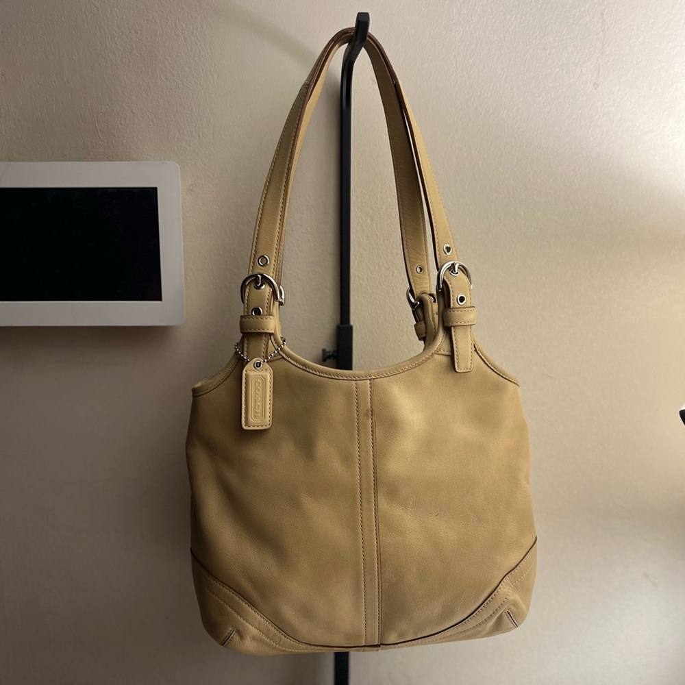 Coach Soho Slim Tan Leather Bag 🍂